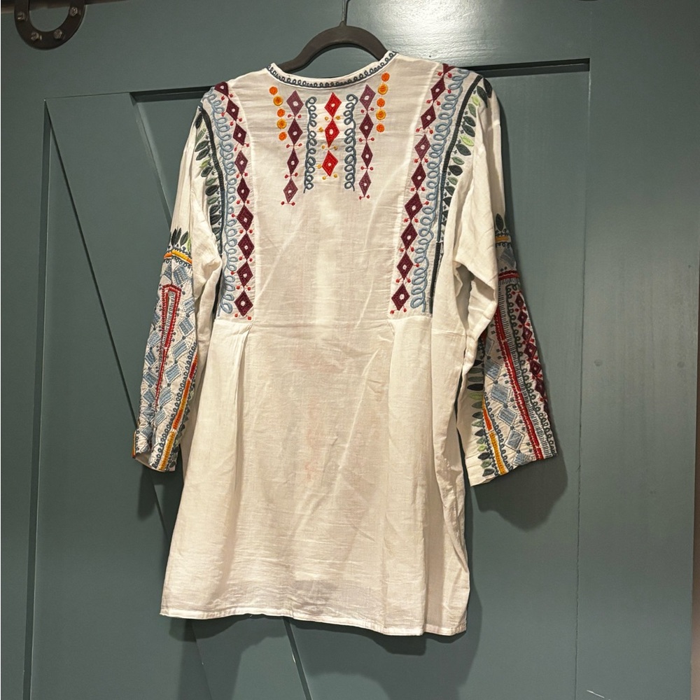 Johnny Was White Tunic with Multicolor Embroidery - Picture 2 of 3
